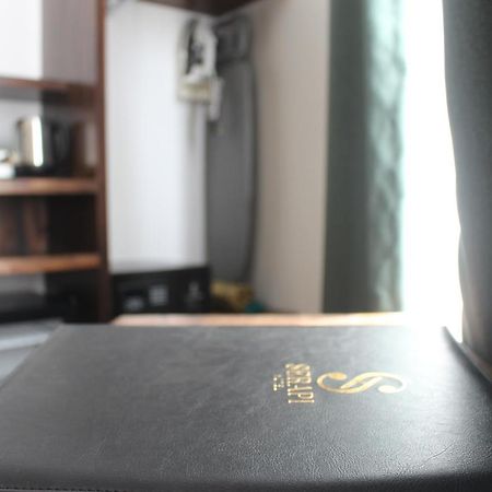 세라피 호텔 쿠칭 외부 사진